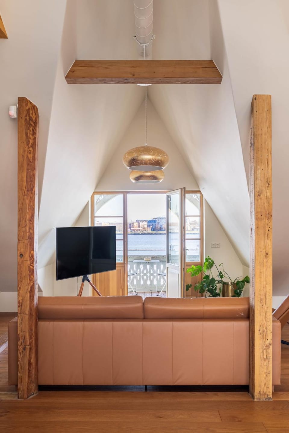 Riverside flat with a beautiful view over Rīga Apartment in Riga
