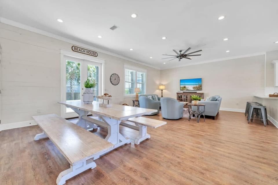 Commander's Retreat House in Destin