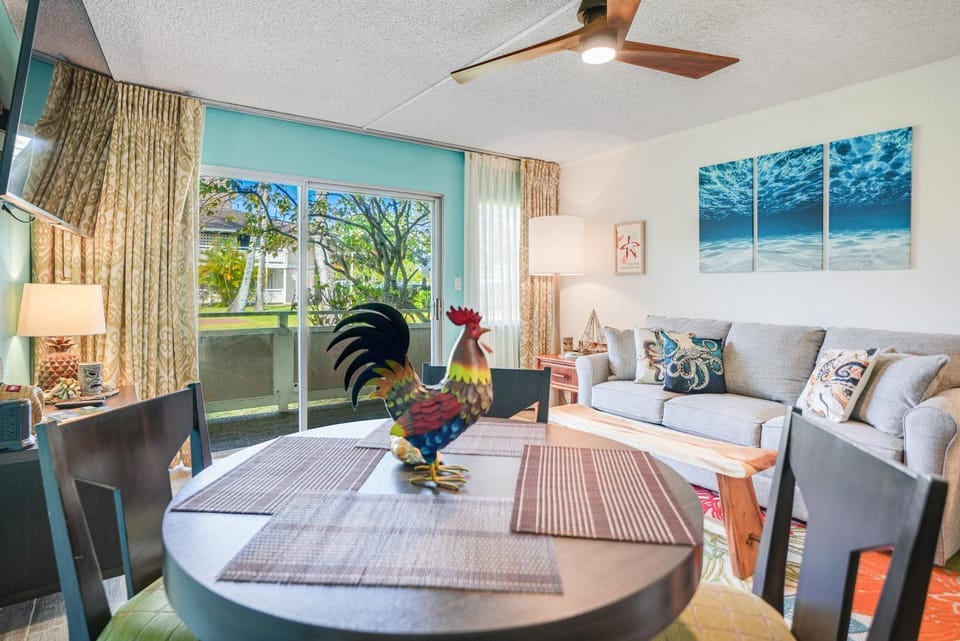"Just Beachy" at Plantation Hale D7 with AC House in Wailua