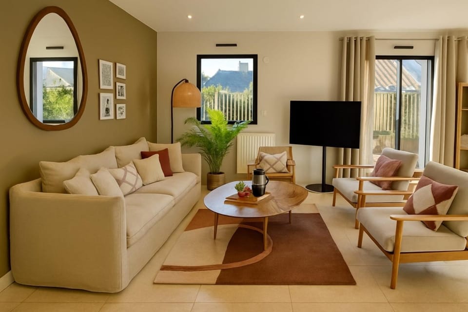 Gardenia House in Barneville-Carteret