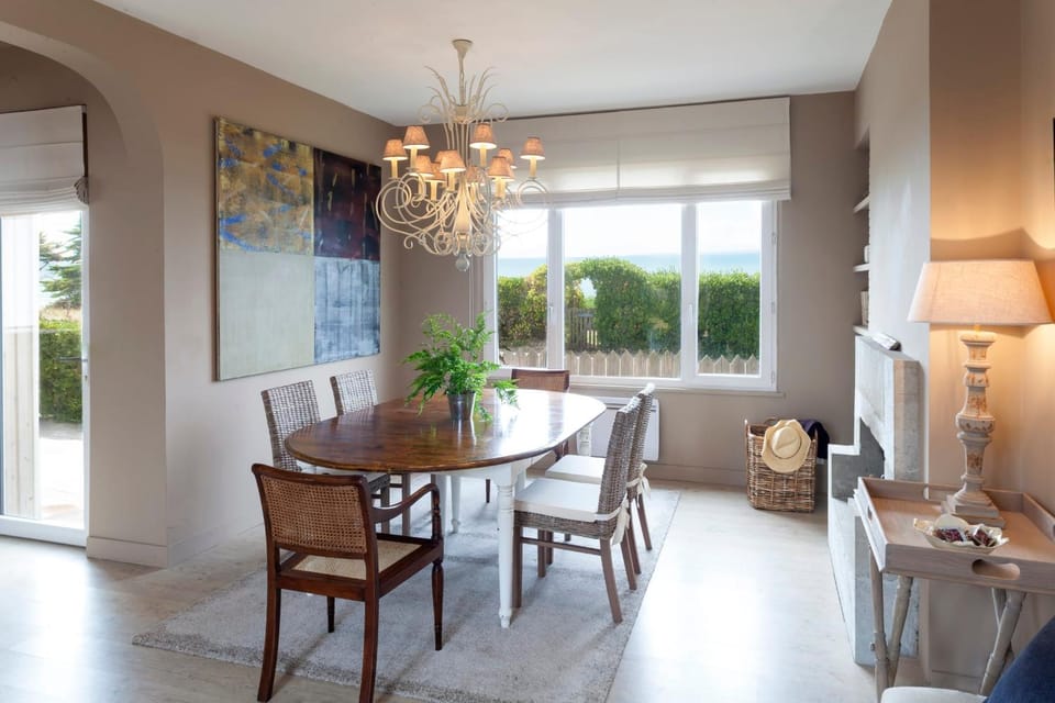 Gris Galets House in Barneville-Carteret