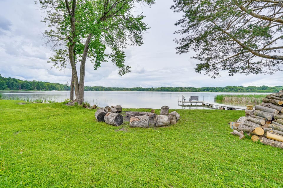 Snowmobile Trail On-Site: Waterfront Mound Gem! Apartment in Mound