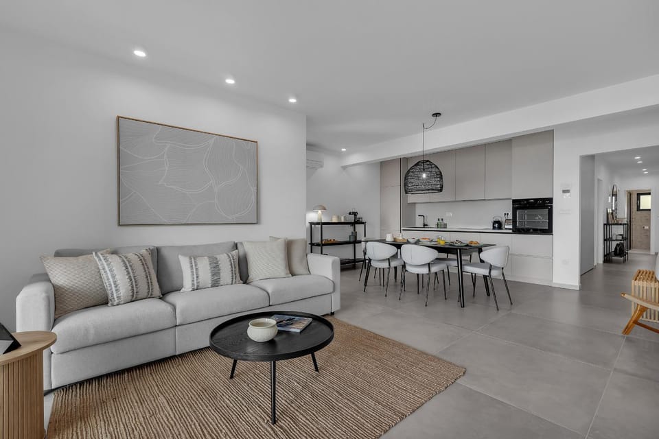 Kitchen or kitchenette, Living room, Seating area, Dining area, oven, stove, toaster