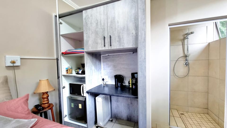 @2Bezuidenhout Bed and Breakfast in North West, South Africa