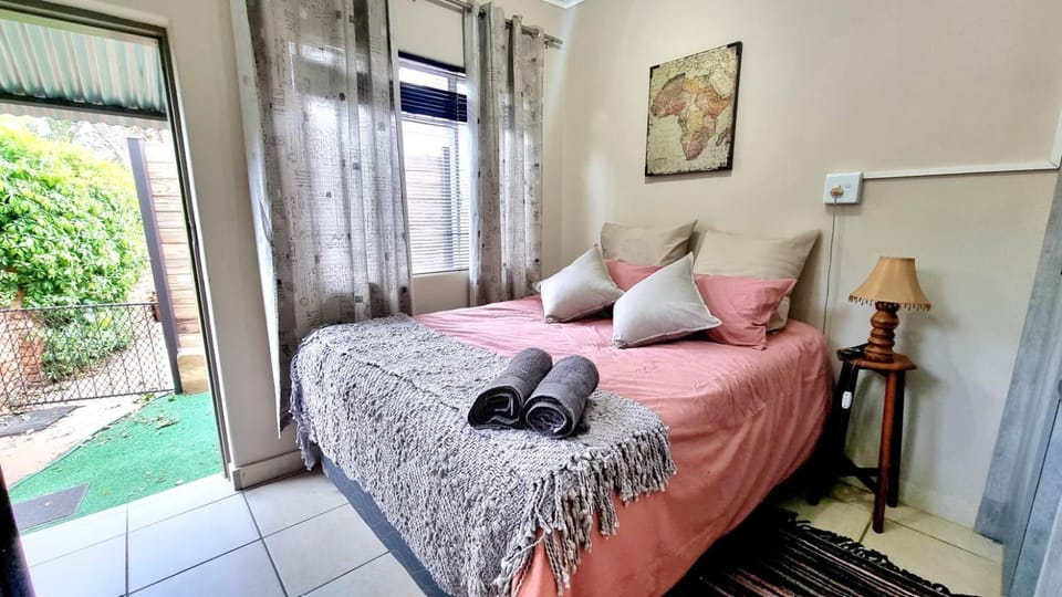@2Bezuidenhout Bed and Breakfast in North West, South Africa