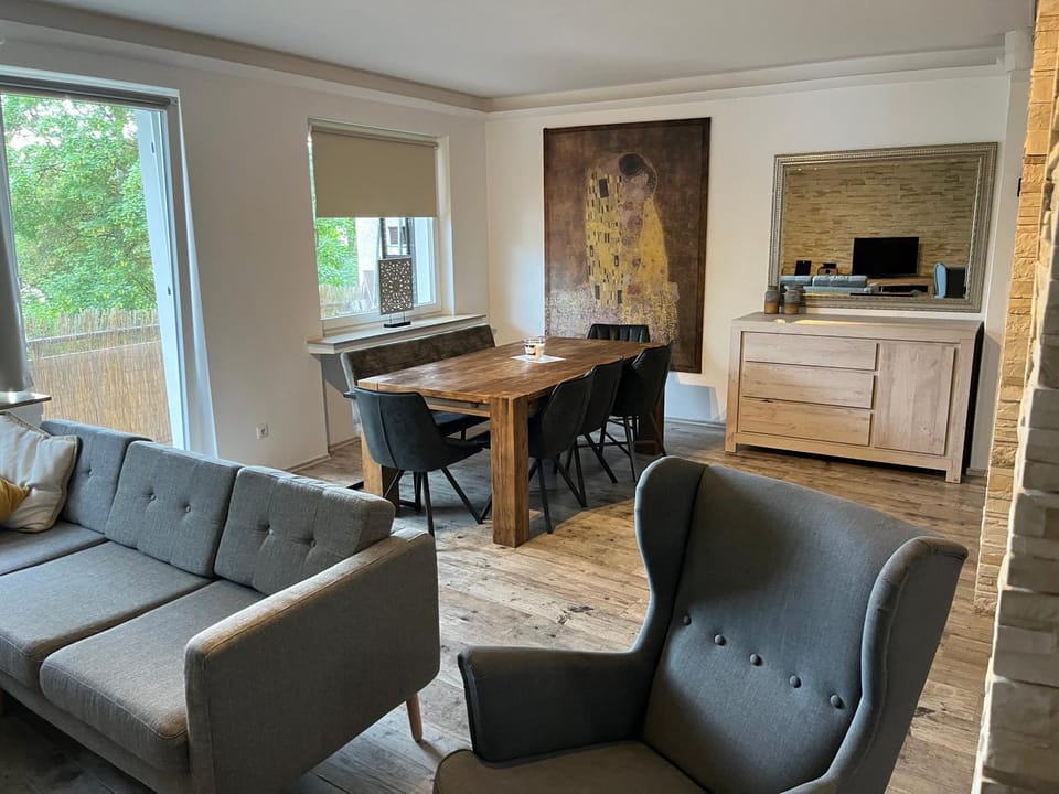 Living room, Seating area, Dining area