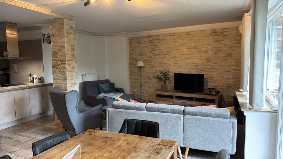 Geräumige, moderne 110 qm Wohnung Nähe Messe Essen Apartment in Essen