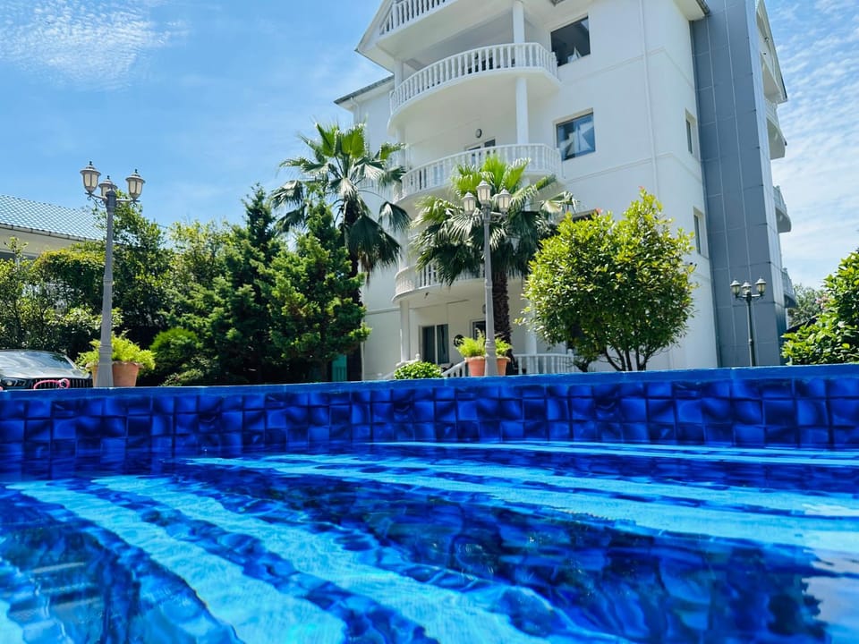 Claude Monet beach hotel Hotel in Georgia