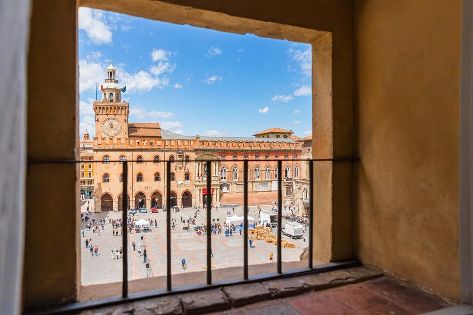 Nearby landmark, City view, Landmark view