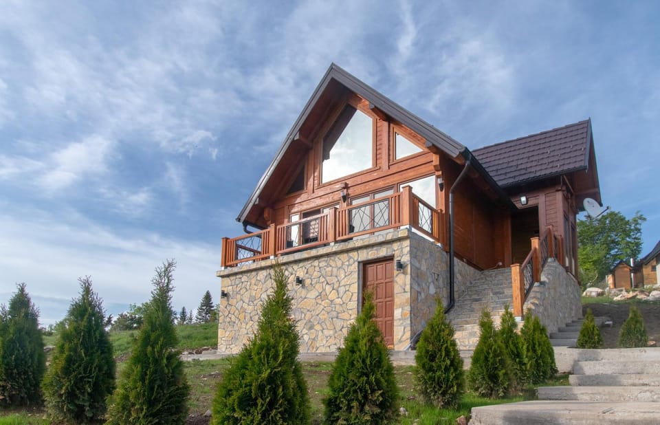 Property building, Natural landscape