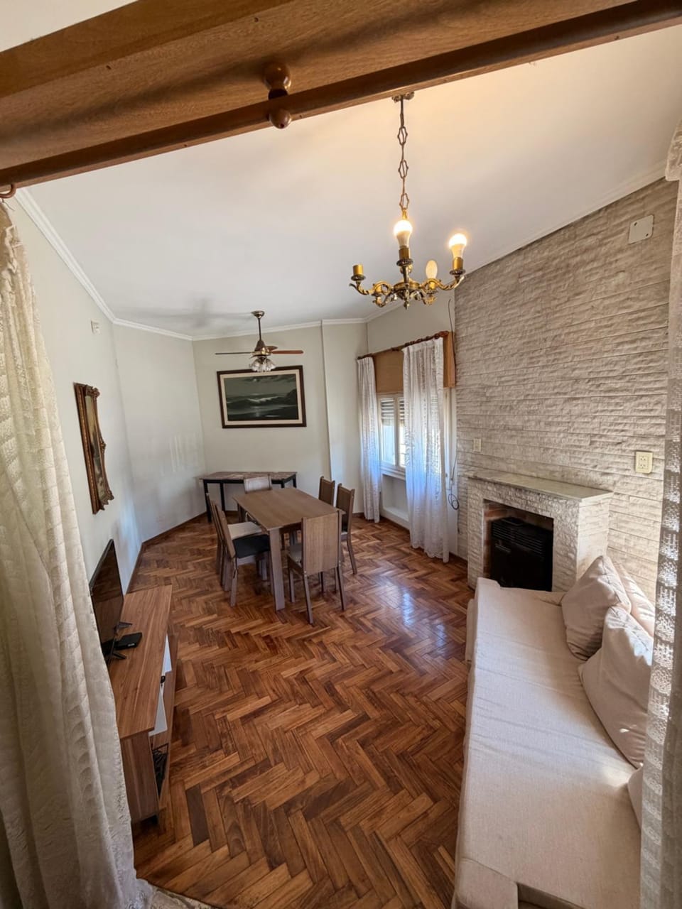 Communal lounge/ TV room, TV and multimedia, Living room, Evening entertainment