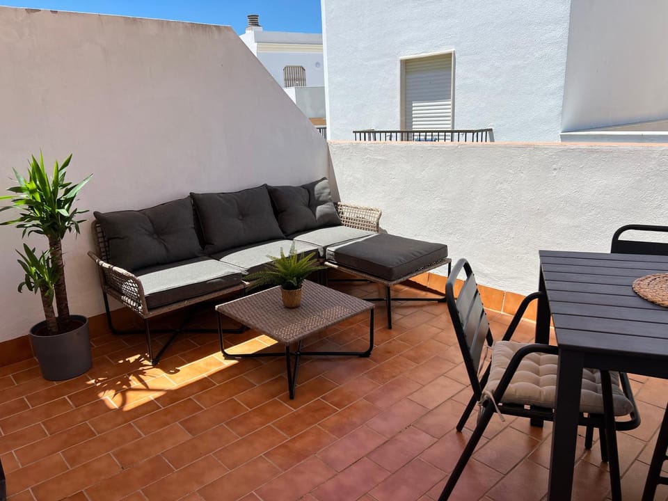 Balcony/Terrace, Dining area
