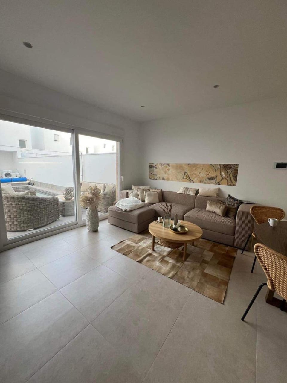Living room, Seating area