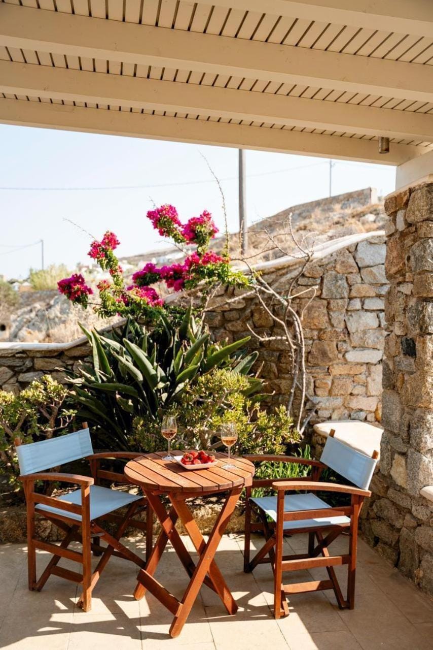 Villa Magenta Villa in Mykonos, Mikonos 846 00, Greece