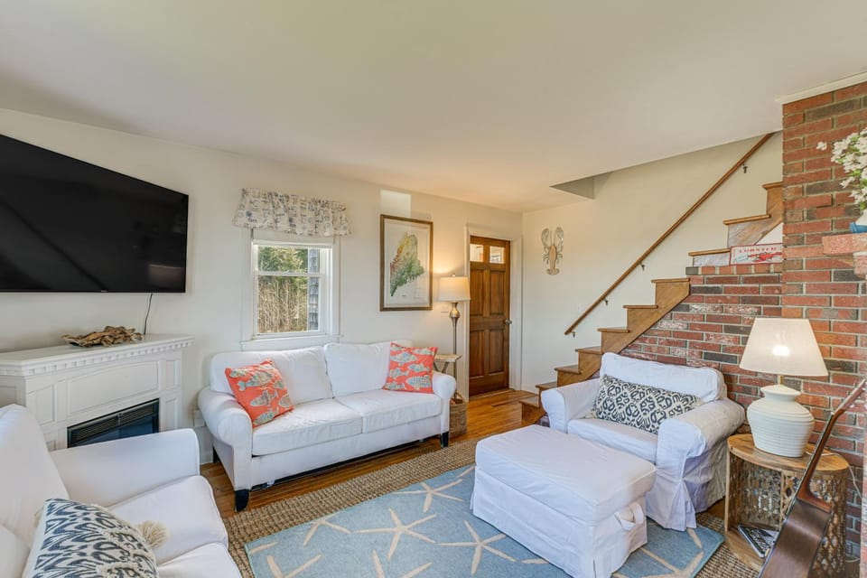 Peaceful Lubec Home w/ Views: Walk to Beach! House in Lubec