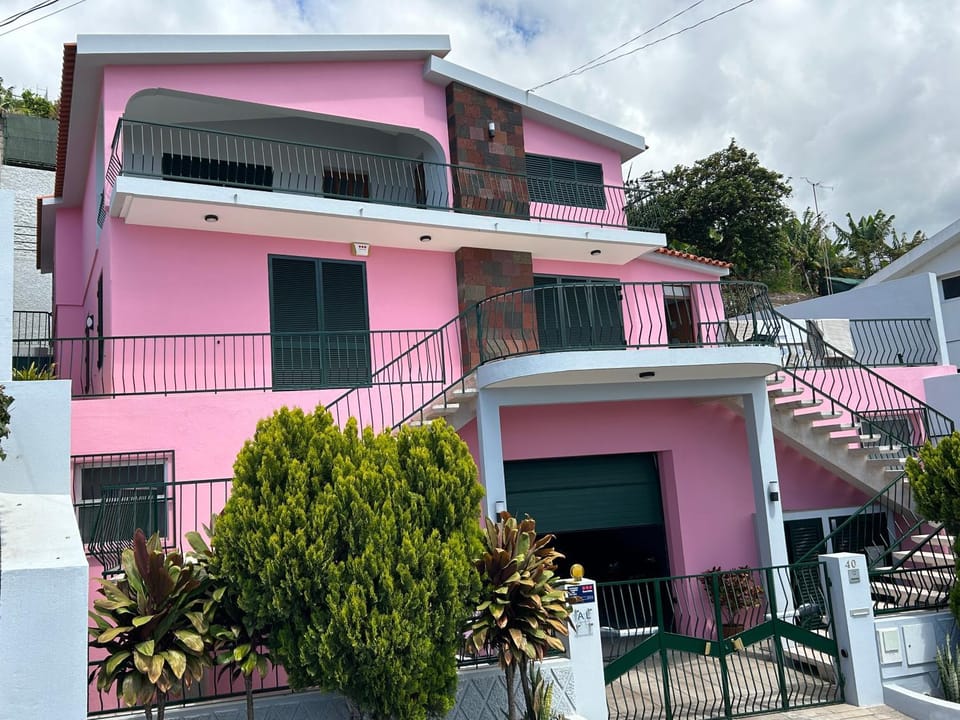 Property building, Balcony/Terrace