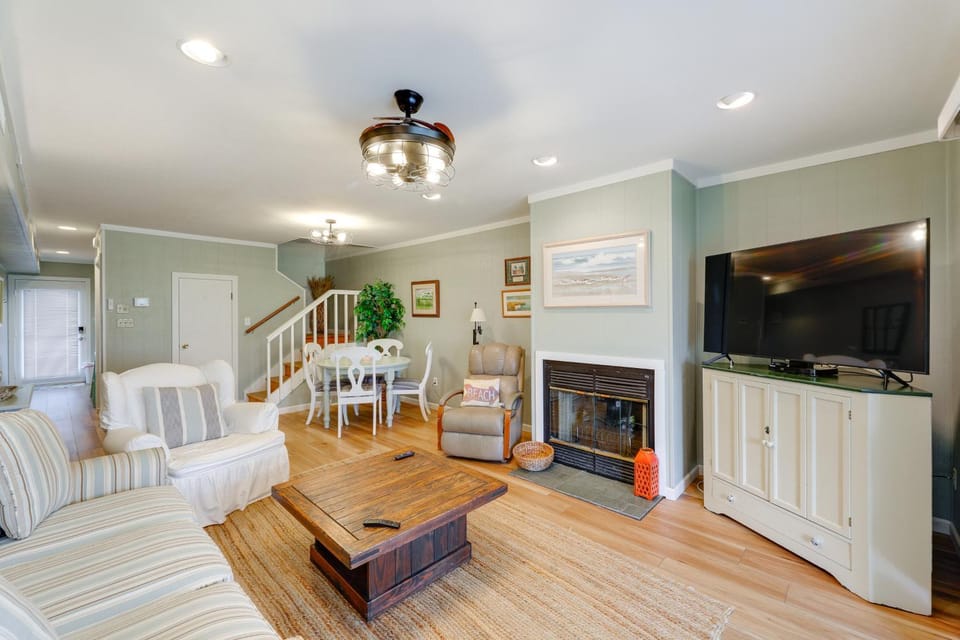 2 Mi to Beach: Gem w/ Enclosed Patio in Selbyville House in Sussex County
