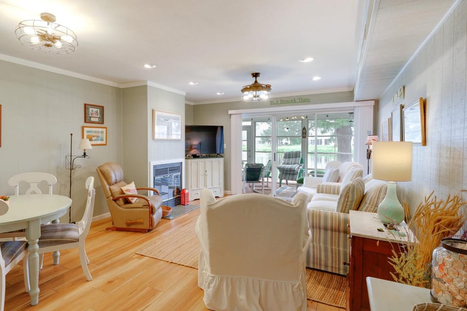 2 Mi to Beach: Gem w/ Enclosed Patio in Selbyville House in Sussex County