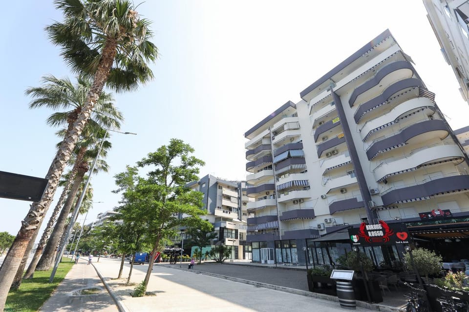 Property building, Street view, Location
