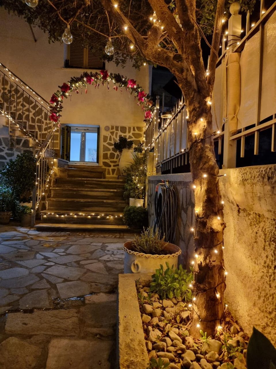 Inner courtyard view