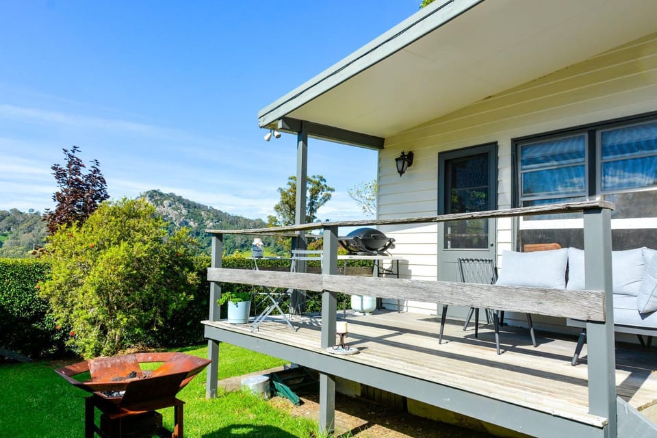 Natural landscape, Balcony/Terrace, Garden view