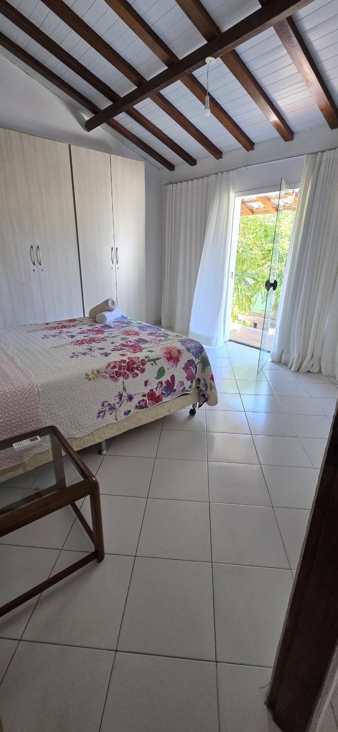 Casa Beija Flor - 03 quartos com suíte, piscina e área de churrasco, luxo totalmente privativa House in State of Bahia