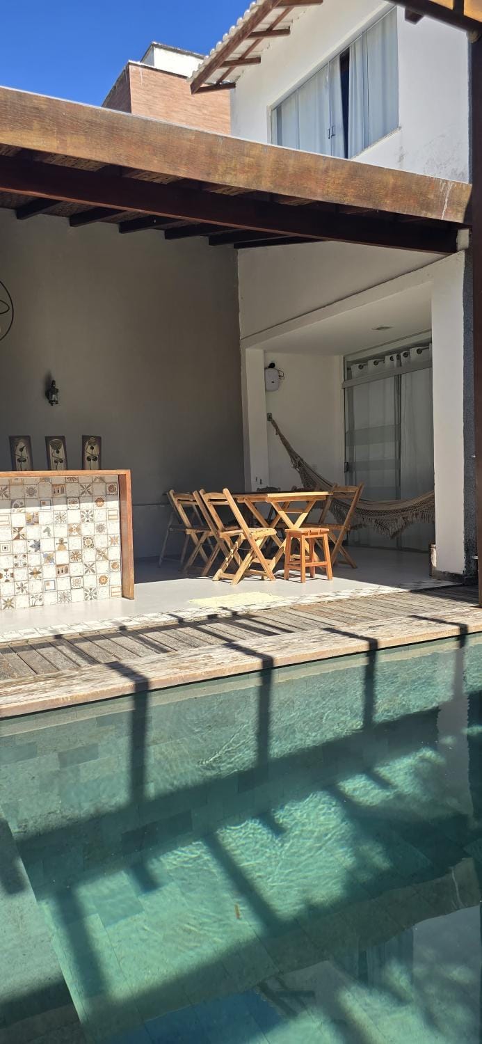Casa Beija Flor - 03 quartos com suíte, piscina e área de churrasco, luxo totalmente privativa House in State of Bahia
