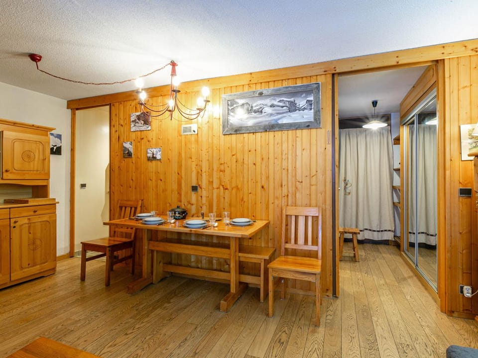 Appartement tout équipé avec balcon et garage, à 10min des commerces, navette gratuite. - FR-1-694-349 Apartment in Val dIsere