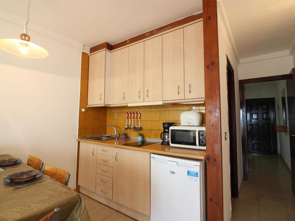 Apartamento Frente al Mar con Parking Empuriabrava - ES-228-183 Apartment in Alt Empordà