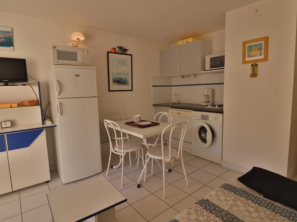 Agréable 2 pièces avec accès direct à la plage - FR-1-472A-304 Apartment in Occitanie