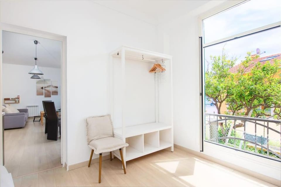 Les lucioles Apartment in Avenue du Carnier