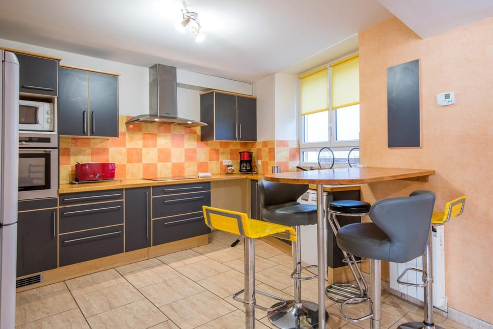 Coffee/tea facilities, dishwasher