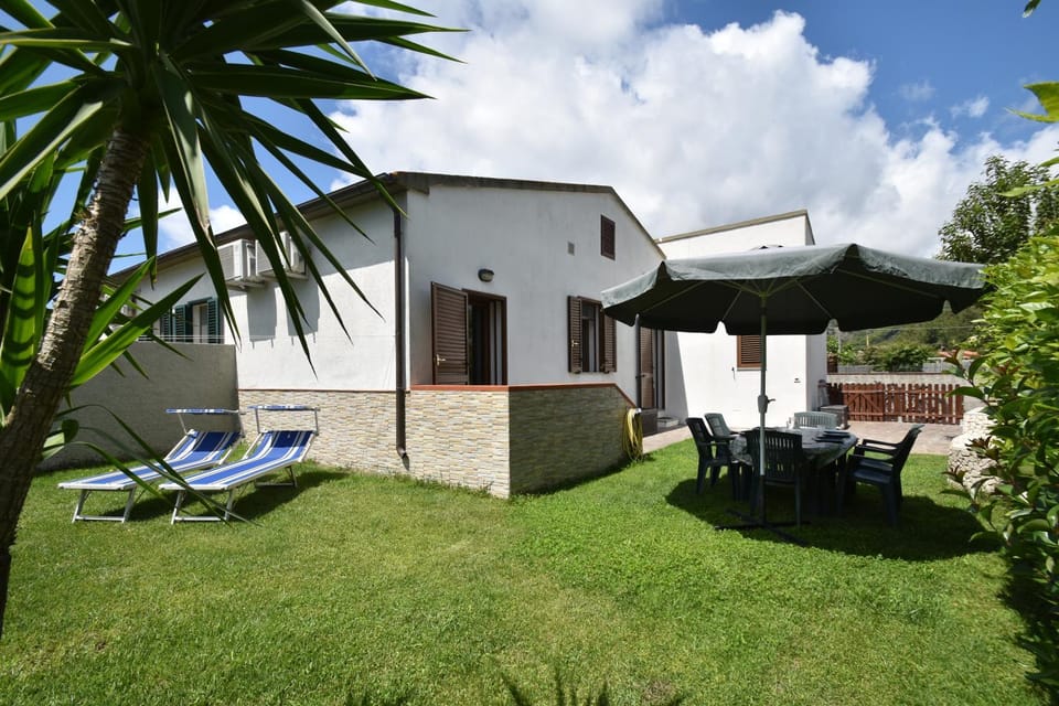 Property building, Garden, Garden view