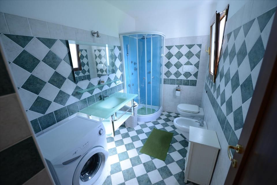 Shower, Toilet, Bathroom, bidet, washing machine