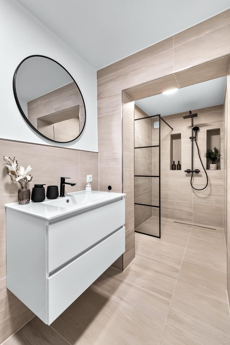 Shower, Bathroom