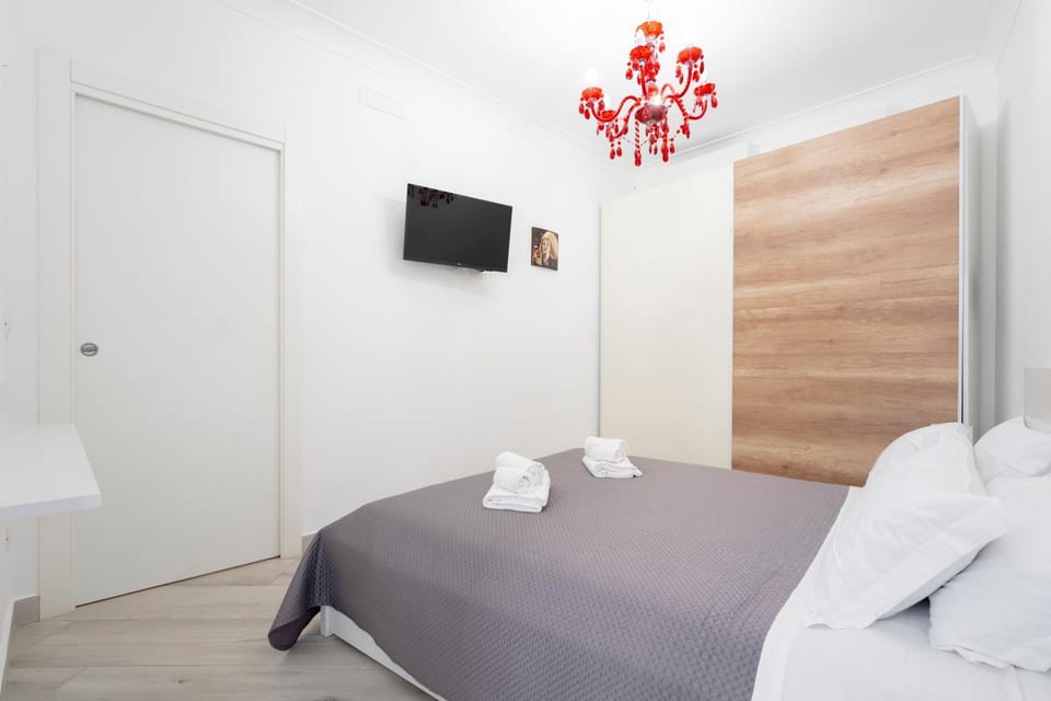 Bedroom, wardrobe