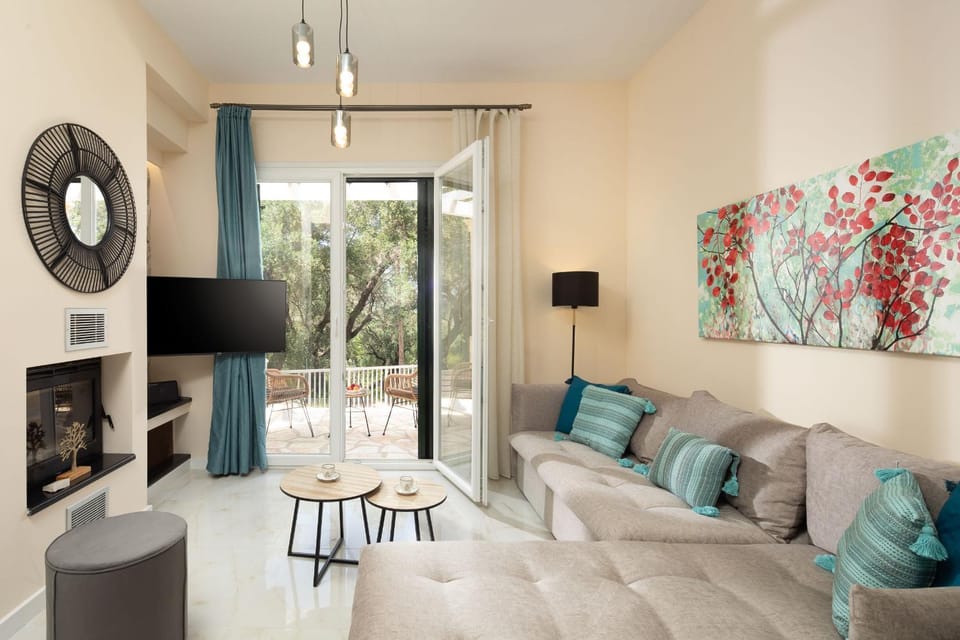 TV and multimedia, Living room, fireplace, air conditioner