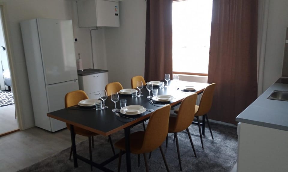 Living room, Seating area, Dining area, kitchen