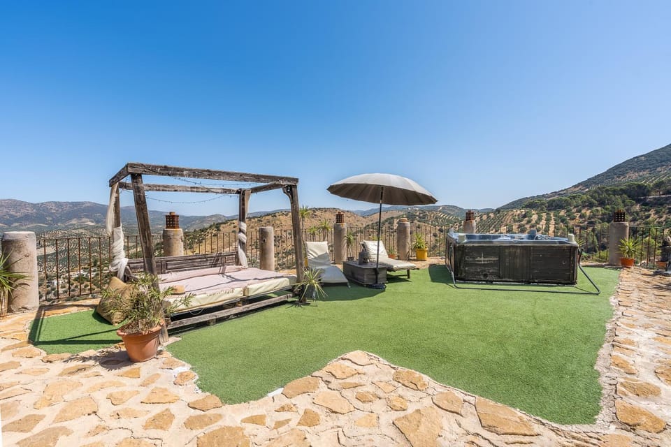 Property building, Balcony/Terrace, Living room