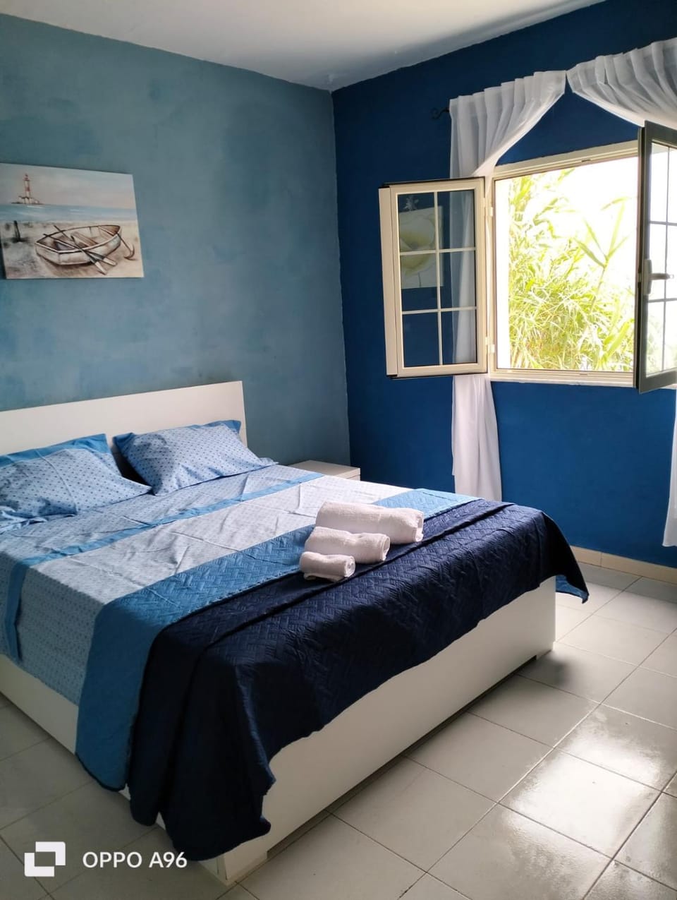 LA TERRAZZA SUL MARE camera fronte mare&vicino aereoporto SICILIAN VINTAGE STYLE SEASIDE ROOM Bed and Breakfast in Sicily