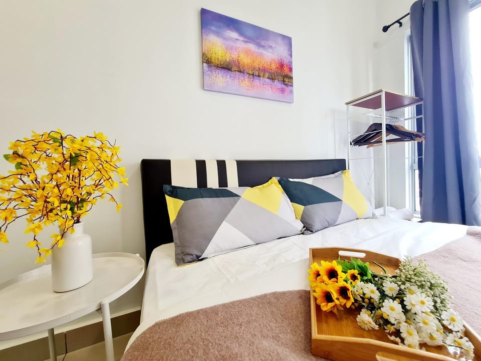 8 Guest 3 Room OUG E3 Old Klang Bkt Jalil Pavilion Stadium Mid Valley Bangsar Puchong IOI Apartment in Federal Territory of Kuala Lumpur