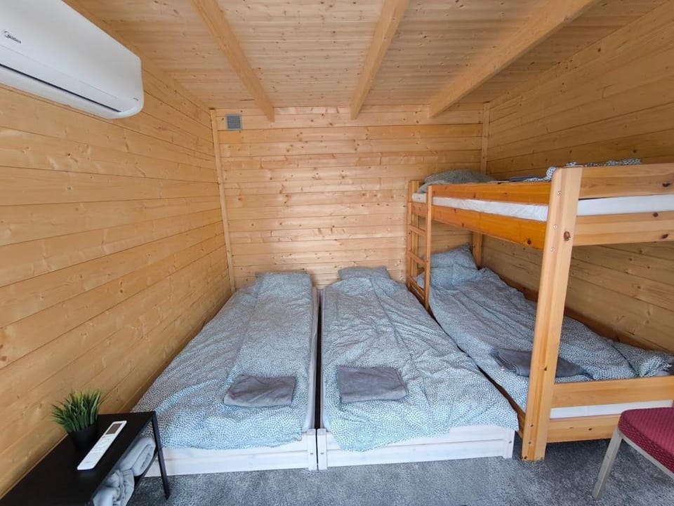 Kanarbiku camp Campground/ 
RV Resort in Estonia