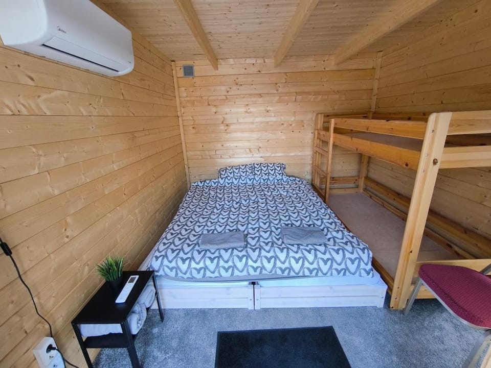 Kanarbiku camp Campground/ 
RV Resort in Estonia