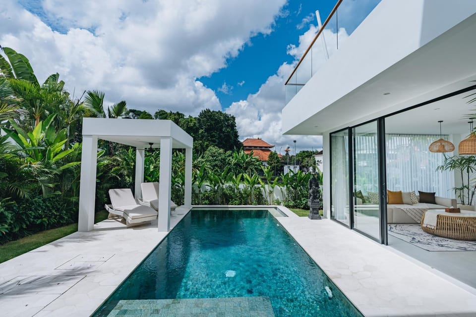 Garden, Pool view, Swimming pool, sunbed