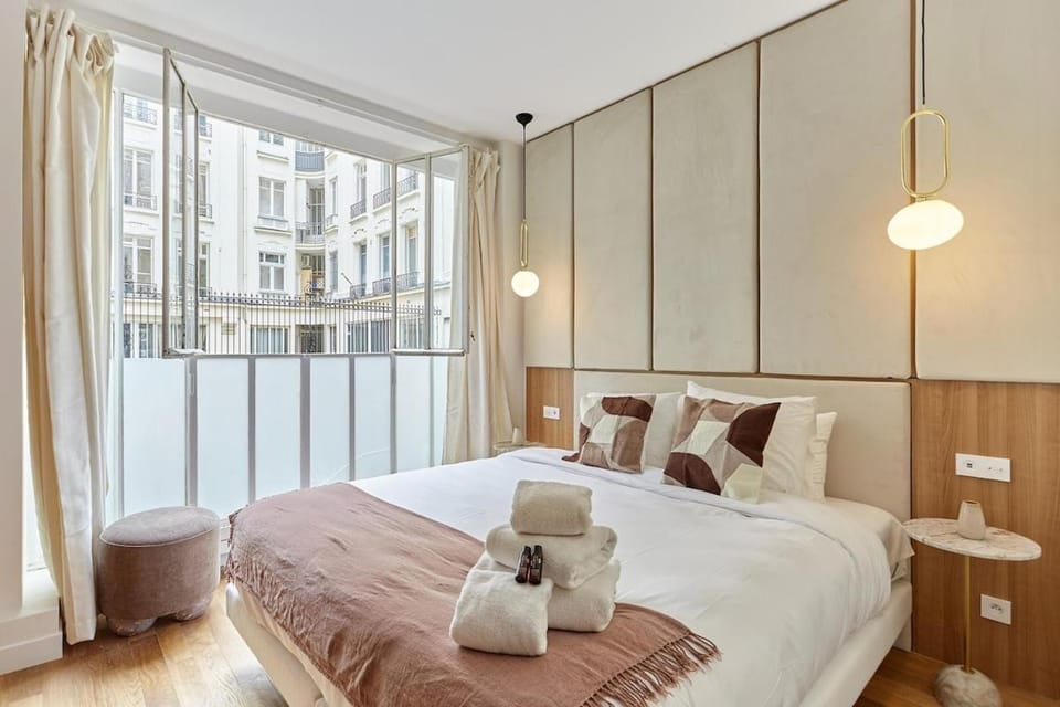 Sublime 3 bedrooms Apartment Center of Paris by Studio Prestige Apartment in Paris