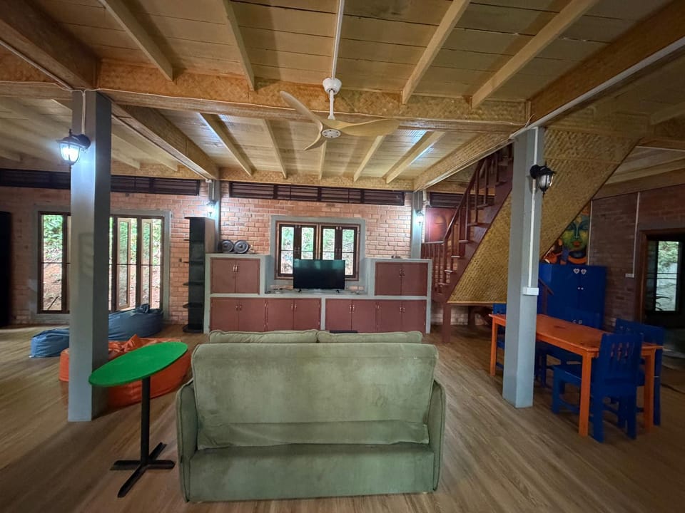 Jungle house at Yanui beach in Rawai House in Rawai
