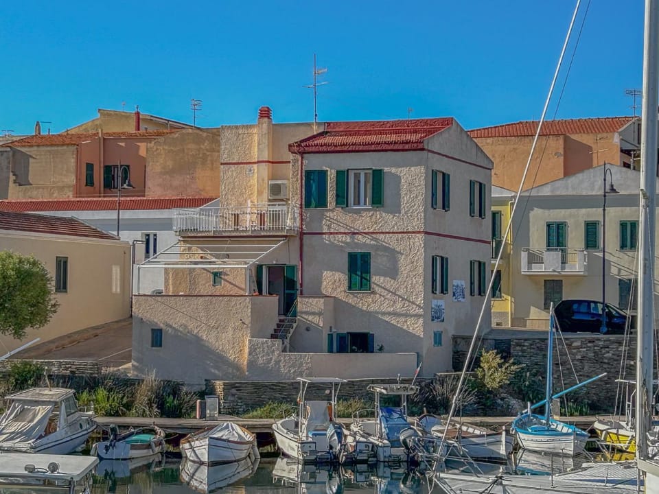 Property building, City view