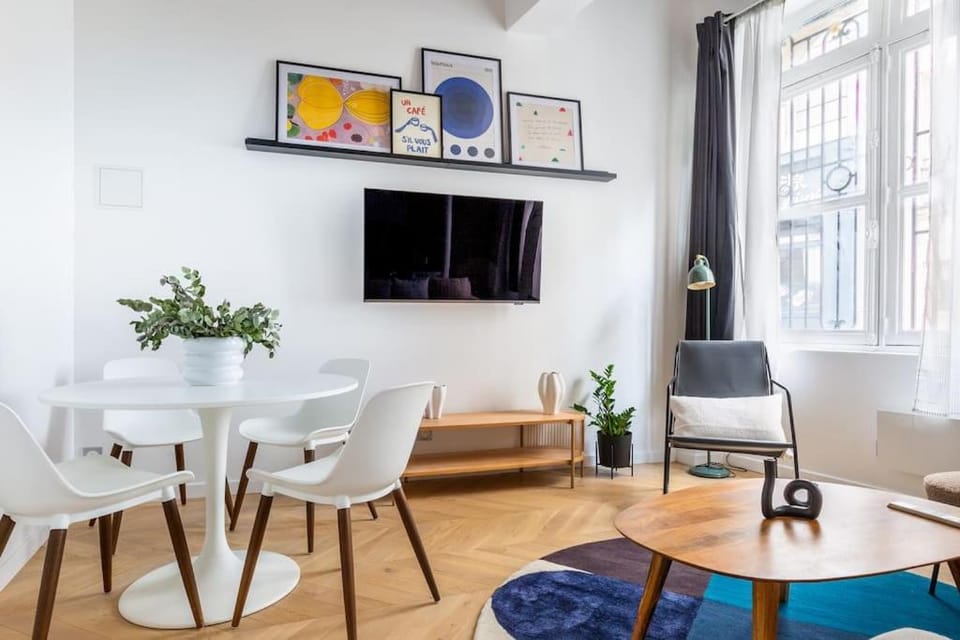 Typical Parisian Apart#Quatier Latin#Notre Dame# Apartment in Paris