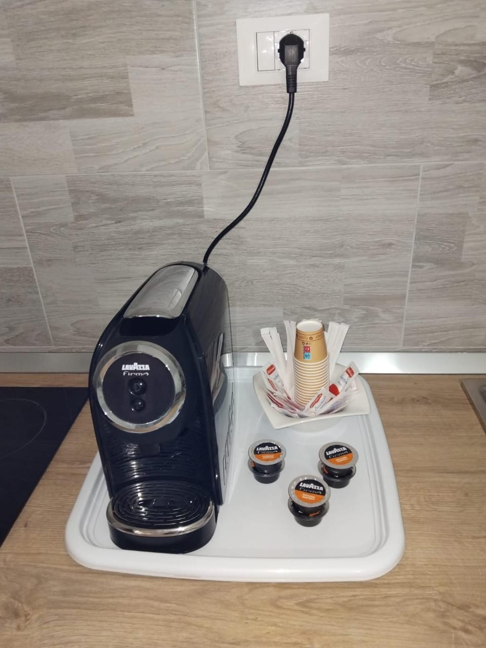 Coffee/tea facilities, Kitchen or kitchenette