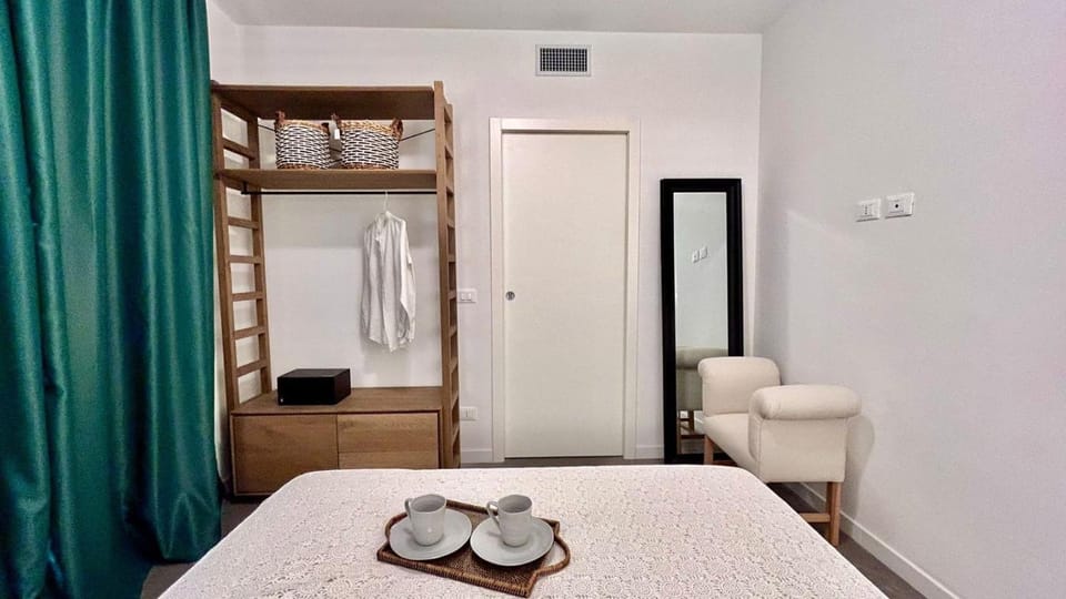 Bed, Bedroom, wardrobe